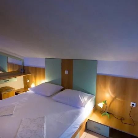 Pensjonat Fuza Rab Supetarska Draga