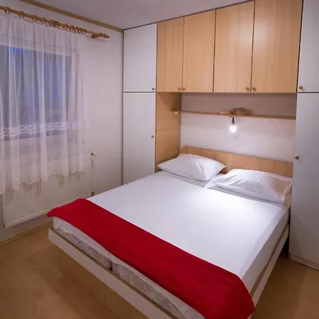 Guest house Fuza Rab Supetarska Draga