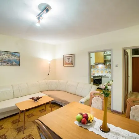 Fuza Rab Guest house Supetarska Draga