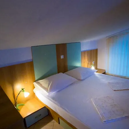 Guest house Fuza Rab Supetarska Draga